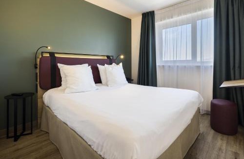 Rivesaltes Hotel | Campanile PRIME - Perpignan Nord Aéroport