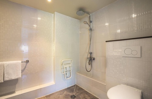 Cleon Hotel | Campanile Rouen Sud - Cléon Elbeuf