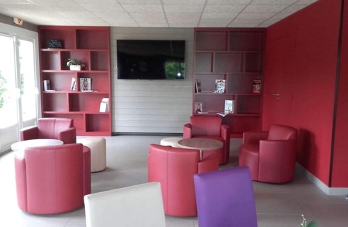 Vion Hotel | Campanile Sable Sur Sarthe