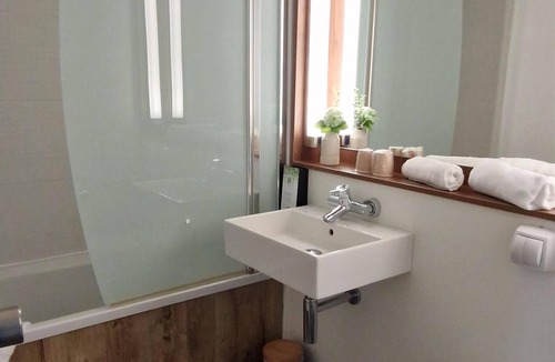 Saint-Quentin Hotel | Campanile Saint Quentin