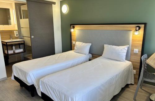 Bagneux Hotel | Campanile Saumur