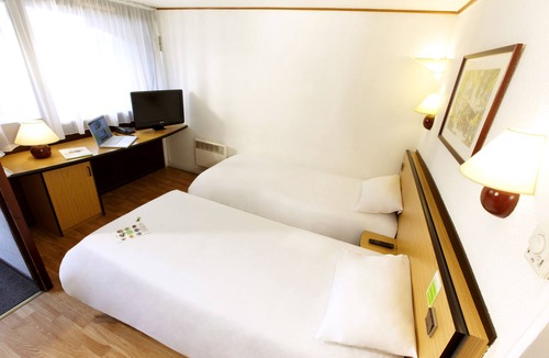 Langueux Hotel | Campanile St Brieuc Langueux