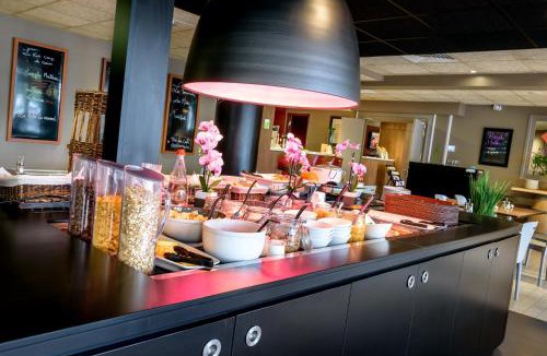 Purpan Hotel | Campanile Toulouse Purpan