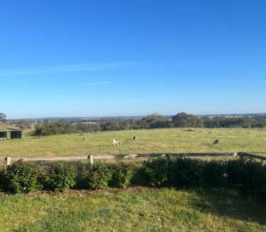 Mia Mia Villa | Campaspe Valley View Farm Stay