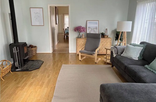 Coronet Bay House | Campbell Croft - Idyllic Getaway