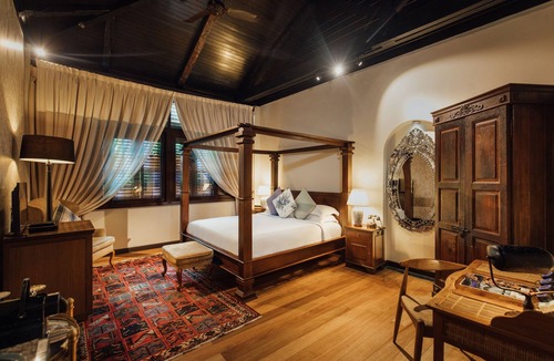 Downtown George Town Hotel | Campbell House