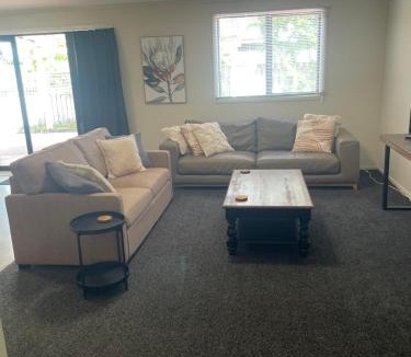 Leamington House | Campbell House