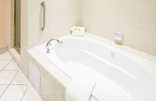 Campbell Hotel | Campbell Inn