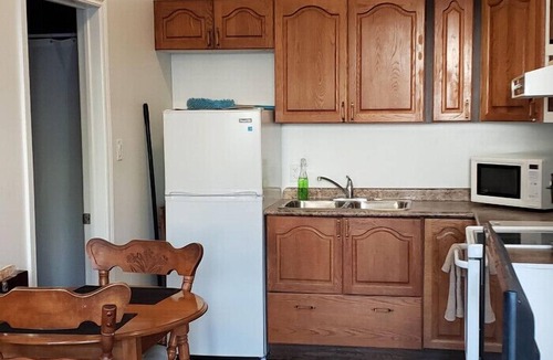 Campbellford House | Campbellford Studio Unit Apt 5