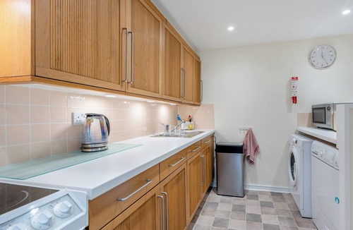 Old Town Cottage | Campbells Close Apartment