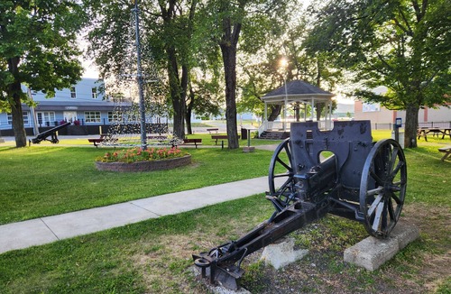 Campbellton Apartment | Campbellton Castle