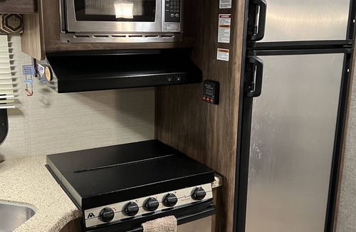 Higden Cottage | Camper Near Greers Ferry Lake with boat ramp access!