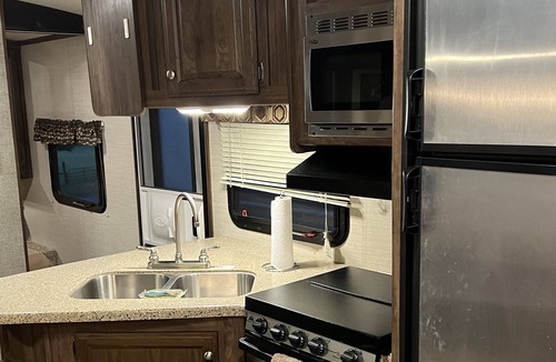 Higden Cottage | Camper Near Greers Ferry Lake with boat ramp access!