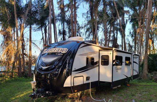 Keystone House | Camper on the Waters Edge