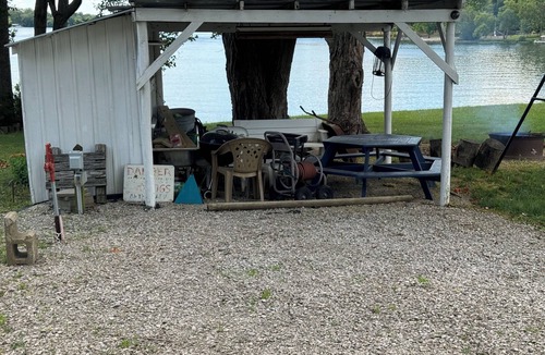 Texico RV Rental | Camper or RV full hookup on Lake Centralia