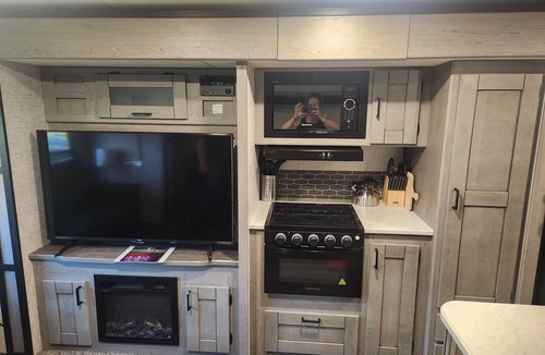 Crystal Beach House | Camper/RV at Crystal Beach!