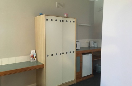 Camperdown Hotel | Camperdown Cascade Motel