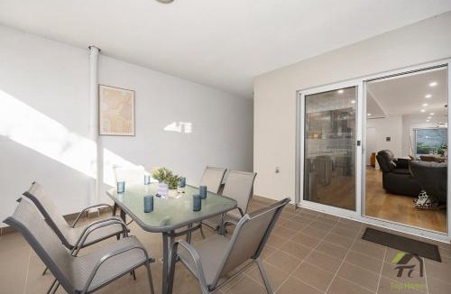 Camperdown Apartment | Camperdown Spacious Apartment