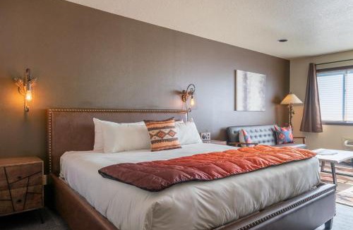 Orchard District Hotel | Campfire Hotel