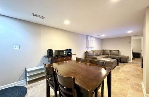 New Castle House | Campi's Whole House