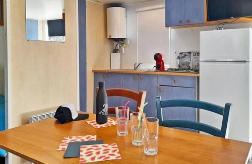 Saint-Auban House | Camping 2 étoiles - Piscine - ccbaei0