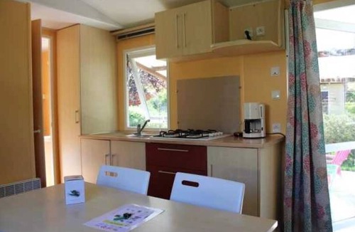 Casties-Labrande House | Camping 3 étoiles - Piscine - eehgee