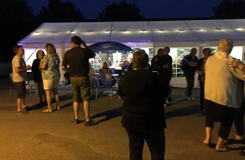 Martigny House | Camping 3 étoiles - efb0hh