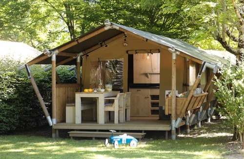 Montpon-Menesterol House | Camping 3 étoiles - Piscine - ccbb0id