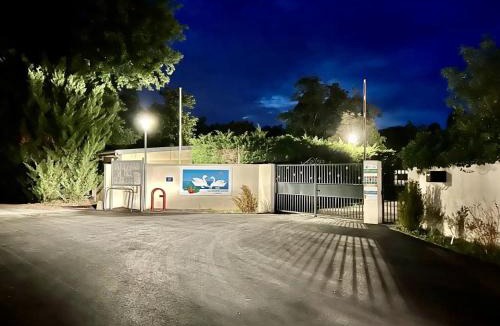 Bagneaux-sur-Loing Other | Camping 3 étoiles - eeeggh