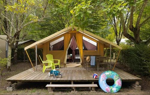 Montpon-Menesterol Other | Camping 3 étoiles - Piscine - ccbb0if