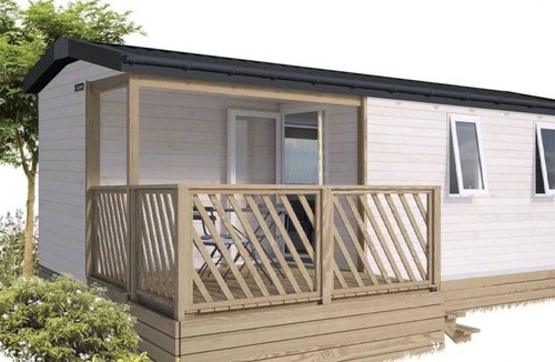 Canet-de-Salars House | Camping 3 étoiles - efb0fh