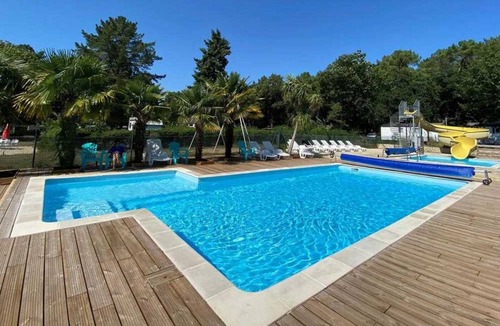 Guemene-Penfao House | Camping 3 étoiles - Piscine - eebhhh