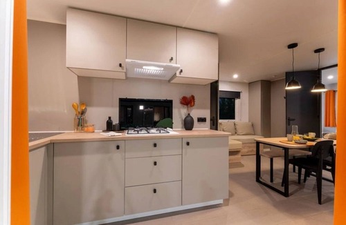 Mers-les-Bains House | Camping 3 étoiles - Piscine - ccbbhhh