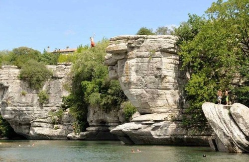 Labeaume House | Camping 3 étoiles - ccaiib0
