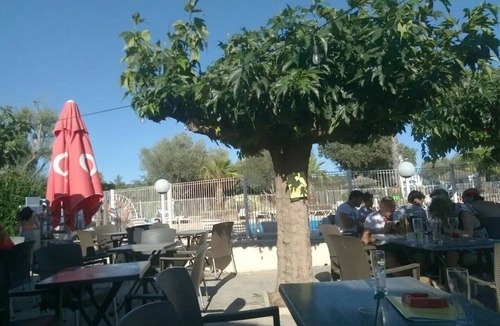 Collias House | Camping 3 étoiles - ccbfgcf