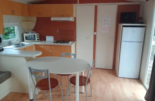Neuvic House | Camping 3 étoiles - ccbfgdb