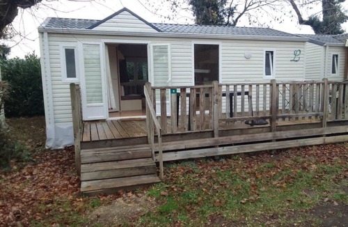 Neuvic House | Camping 3 étoiles - ccbfgdb