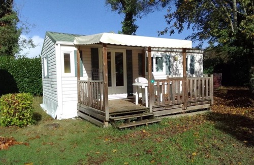 Neuvic House | Camping 3 étoiles - ccbfgdd