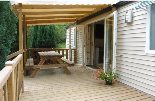 Louvie Juzon House | Camping 3 étoiles - Piscine - ccbaddh