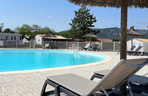 Saint-Remeze House | Camping 3 étoiles - Piscine - ccb00ac