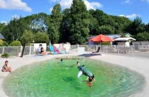 Pouldreuzic House | Camping 3 étoiles - Piscine - eeefif