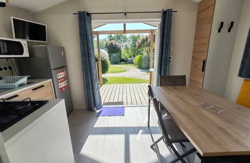 Plovan House | Camping 3 étoiles - Piscine - eeeg0a