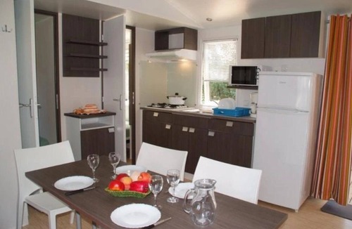 Hauterives House | Camping 3 étoiles - Piscine - ccbc0g0