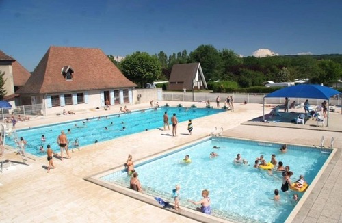 Hauterives House | Camping 3 étoiles - Piscine - ccbc0g0