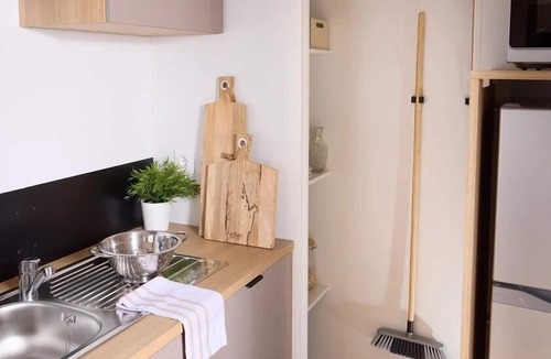 Hauterives House | Camping 3 étoiles - Piscine - ccbc0ga