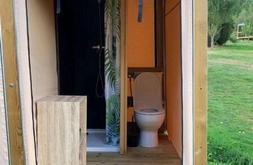 Chamberet House | Camping 3 étoiles - Piscine - ccaadfd