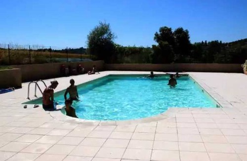 Montgeard House | Camping 3 étoiles - Piscine - eebebe