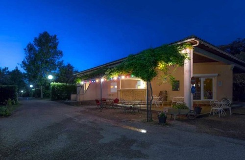 Montolieu House | Camping 3 étoiles - Piscine - ccbbbcf