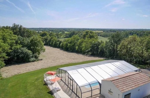 Commequiers House | Camping 3 étoiles - Piscine - cca0gah