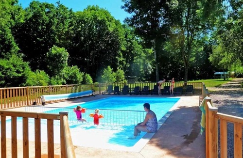 Corcieux House | Camping 3 étoiles - Piscine - ccbahac
